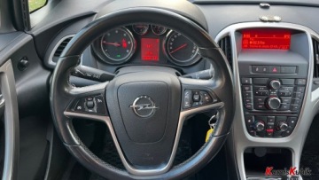 Opel Astra J Hatchback 5d 1.7 CDTI ECOTEC 110KM 2010 Opel Astra Pisemna roczna gwarancja , fajny stan ,mozliwa zamiana 1.7, zdjęcie 6