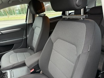 Volkswagen Passat B7 Variant 1.6 TDI CR DPF BlueMotion 105KM 2011 Volkswagen Passat B7 1.6TDI 2011r Nawigacja, zdjęcie 6