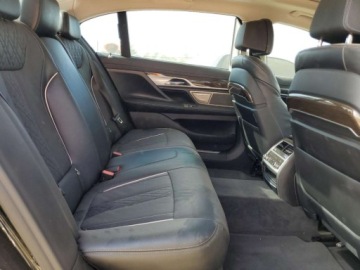 BMW Seria 7 G70 2022 BMW Seria 7 740 XI 2022 3.0l 3.0 Benzyna 335KM, zdjęcie 10