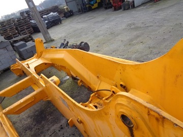 Телескопический погрузчик с телескопической стрелой JCB 535-140, рама, детали кабины