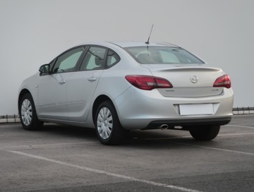 Opel Astra J Sedan 1.4 Turbo ECOTEC 140KM 2016 Opel Astra 1.4 T, Salon Polska, GAZ, Skóra, Klima, zdjęcie 3