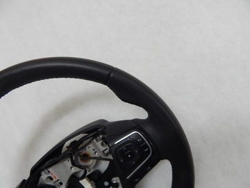 Toyota Avensis III Lift — оригинальный кожаный руль