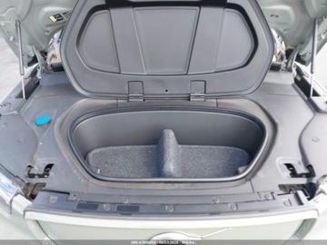 Volvo XC40 2021 Volvo XC 40 Recharge Pure Electric P8 2021 Elektryczny 402KM, zdjęcie 8