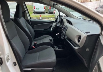 Toyota Yaris III Hatchback 5d Facelifting 2017 1.5 Dual VVT-iE 111KM 2019 Toyota Yaris Toyota Yaris 1.5 Active 1.5 Benzyna 111KM, zdjęcie 11