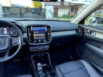 Volvo XC40 Crossover 2.0 D3 150KM 2018 Volvo XC 40 D3 150KM Inscription Panorama, zdjęcie 31