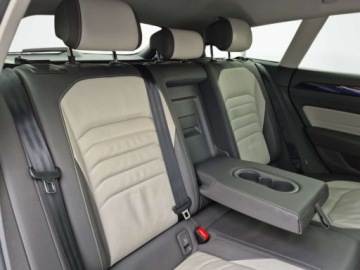 Volkswagen Arteon Fastback Facelifting 2.0 TDI SCR 150KM 2021 Volkswagen Arteon Shooting Brake PanoramaHead-up Skory Salon Polska Faktur, zdjęcie 30