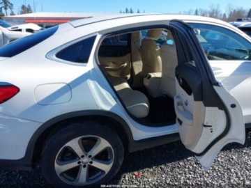 Mercedes GLC C253 2017 Mercedes-Benz GLC 2017 MERCEDES-BENZ GLC 300 COUPE 4MATIC 2.0 Benzyna 241KM, zdjęcie 8