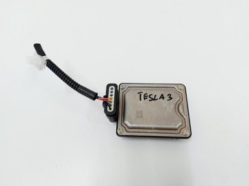 TESLA 3 TESLA III 21r. Radar distronic czujnik prędkości 1108647-00-D