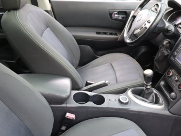 Nissan Qashqai I Crossover 2.0 dCi 150KM 2011 Nissan Qashqai 2.0 dCi, Salon Polska, 4X4, Navi, zdjęcie 8