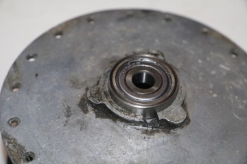 ОСЬ ПЕРЕДНЕГО КОЛЕСА MOSQUITO 232 2320 2330 ДЛЯ ПОДШИПНИКОВ