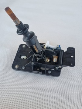 MĚCH ZDVIH PÁKY ŘAZENÍ SUBARU IMPREZA WRX 2017R