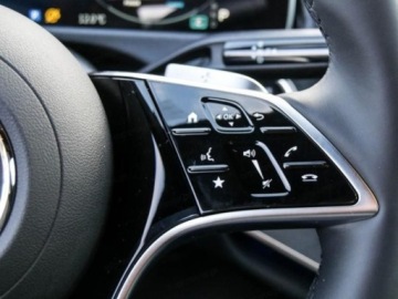 Mercedes Klasa E W214 Sedan 2.0 220d 197KM 2025 E Klasa 220 d 4-Matic Avantgarde 2.0 (197KM) 2026, zdjęcie 8