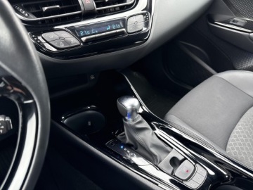 Toyota C-HR I Crossover Facelifting 1.8 Hybrid 122KM 2023 Toyota C-HR 1.8 Hybrid Style 1.8 Hybrid Style | Au, zdjęcie 23