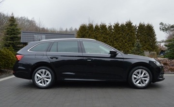 Skoda Octavia IV Kombi 2.0 TDI 150KM 2021 Skoda Octavia 2,0 TDI FULL LED Virtual Nawigacja Alkantara Sport line 2.0, zdjęcie 8