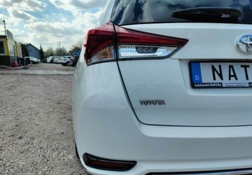 Toyota Auris II 2016 Toyota Auris Automat Super stanTylko 84.000km Zarejestrowany 1.2 Benzyna, zdjęcie 7