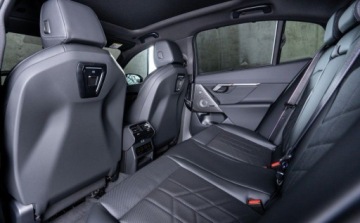 BMW Seria 5 G90-91 2026 BMW Seria 5 540d xDrive, Panorama, M sport, Pakiet Travel, Bowers, 21 cali, zdjęcie 13