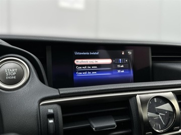 Lexus IS III Sedan Facelifting 200t 245KM 2018 Lexus IS300 Lexus IS 300 2.0 Turbo 245 KM | Execut, zdjęcie 27