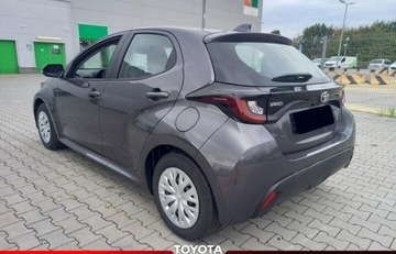 Toyota Yaris IV Hatchback 1.0 VVT-i 72KM 2023 Toyota Yaris Comfort 1.0 72KM, zdjęcie 4