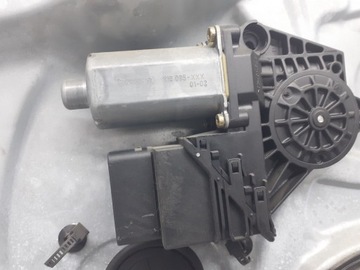 MECHANIZMUS OKNO LEVÝ ZADNÍ VW PASSAT B5 FL 2.0 3B5839755C