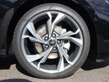 Audi A3 8Y Limousine Facelifting 1.5 35 TFSI 150KM 2025 AUDI A3 TFSI S Line Sedan 1.5 (150KM) 2025, zdjęcie 16