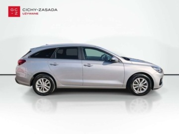 Hyundai i30 III Wagon Facelifting 1.0 T-GDI 120KM 2022 Hyundai i30 Modern 1.0 T-GDI 120KM Salon PL Ekonomiczny silnik Lane ass, zdjęcie 5