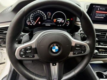 BMW Seria 5 G30-G31 2018 BMW 525 Serwis ASO. Virtualny kokpit. Kamera 360, zdjęcie 34