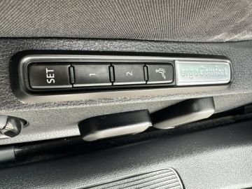 Volkswagen Passat B8 Variant 2.0 TDI BlueMotion SCR 150KM 2016 Volkswagen Passat Variant 8xALU, Ele.fotele, ACC, zdjęcie 27