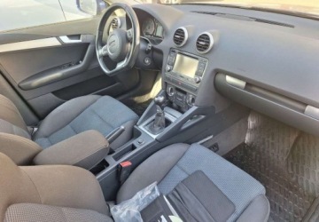 Audi A3 8P Hatchback 3d 2.0 TDI CR 170KM 2012 Audi A3 Sportback 2,0 TDI 170 KM Sportback Serwisowany 2 x Alufelgi 2.0, zdjęcie 4