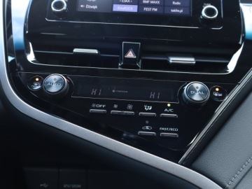 Toyota Camry IX Sedan 2.5 Hybrid Dynamic Force 218KM 2022 Toyota Camry 2.5 Hybrid, Salon Polska, zdjęcie 12