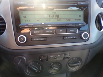 Volkswagen Tiguan I 2009 VOLKSWAGEN TIGUAN 1.4 BENZ ZAMIANA, zdjęcie 14