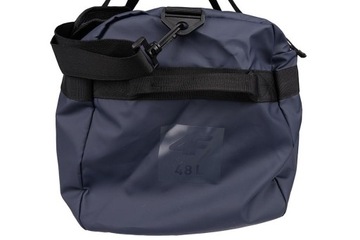 Czarna sportowa torba z kolekcji 4F(SAMSUNG)