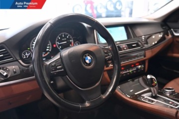 BMW Seria 5 F10-F11 Limuzyna 520d 184KM 2014 BMW Seria 5 520dLED Fog LightsFotel SportowyHak Holowniczy 2.0 Diesel, zdjęcie 7