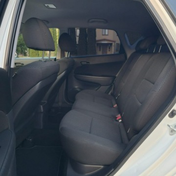 Hyundai i30 I Hatchback 1.4 109KM 2009 Hyundai i30 I 1.4 Benzyna 109KM Manual, zdjęcie 27