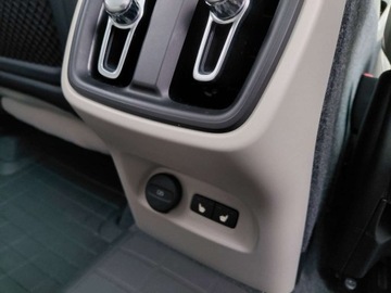 Volvo XC40 Crossover Facelifting 2.0 B5 250KM 2024 Volvo XC 40 Full Opcja Panorama Kamera 360 4x4 Full LED Harman Kardon 2.0, zdjęcie 18