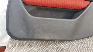 BMW E39 ОБИВКА БОКОВАЯ ЗАДНЯЯ ПРАВАЯ РОЛЬСТАВНЯ