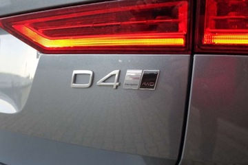 Volvo XC60 II Crossover D4 190KM 2018 Volvo XC 60 Inscription D4 AWD tempomat czujniki skora klima 2stref F, zdjęcie 5