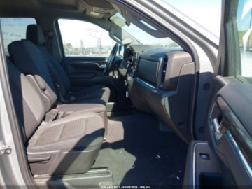 Chevrolet Silverado II 2024 Chevrolet Silverado 1500 4WD STANDARD BED LT, 2024r., 4x4, 2.7L 2.7 Benzyna, zdjęcie 8