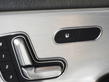 Mercedes Klasa A W177/V177 Hatchback AMG Facelifting 2.0 A35 306KM 2026 MERCEDES-BENZ A Klasa 35 AMG 4-Matic 2.0 (306KM) 2026, zdjęcie 17