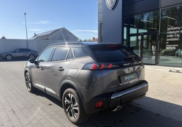 Peugeot 2008 II SUV 1.2 PureTech 130KM 2023 Peugeot 2008 II (2019-) 1.2 Benzyna 130KM, zdjęcie 8
