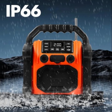 Компактное строительное радио FM 20 Вт RMS Bluetooth Powerbank AUX LED IP55