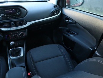 Fiat Tipo II Hatchback 1.4 T-Jet LPG 120KM 2017 Fiat Tipo 1.4 T-Jet LPG, Salon Polska, GAZ, Klima, zdjęcie 7