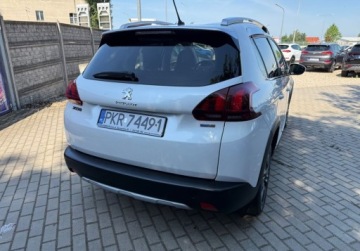 Peugeot 2008 I SUV Facelifting 1.2 PureTech 110KM 2017 Peugeot 2008 1.2 T NAVI Ledy Panorama dach 1.2 Benzyna 110KM, zdjęcie 17