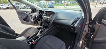 Ford Focus III Kombi Facelifting 1.5 TDCi 120KM 2016 Ford Focus 1,5TDCI 120KM Super Stan lift Import Raty Oplaty 1.5 Diesel, zdjęcie 30