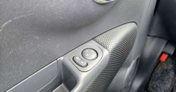 Fiat 500 II Seria 1 1.2 69KM 2012 Fiat 500C C Lounge 1.2 69KM LED Klima PółSkóra Parktronik El Dach DRL Chrom, zdjęcie 12