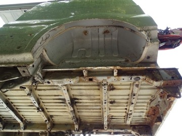 TRAFIC II VIVARO 01-14 NADKOLE LEWY TYŁ BŁOTNIK