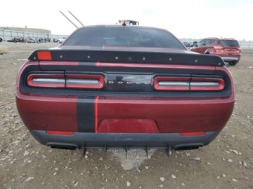 Dodge Challenger III 2018 Dodge Challenger 2018, 6.2L, SRT HELLCAT, porysowany lakier 6.2 Benzyna, zdjęcie 1