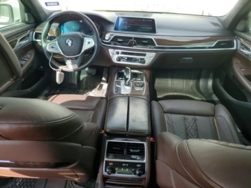 BMW Seria 7 G11-G12 2021 BMW Seria 7 740I 2021 3.0 Benzyna 335KM, zdjęcie 8
