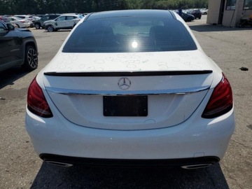 Mercedes Klasa C W205 2018 Mercedes-Benz Klasa C 2018 MERCEDES-BENZ C 300 4MATIC 2.0 Benzyna 241KM, zdjęcie 6