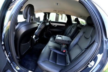 Volvo V90 II Kombi 2.0 D3 150KM 2017 Volvo V90 2,0 D3 150Km Full Led Skóra Grzana, zdjęcie 19