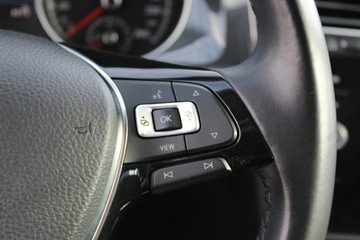 Volkswagen Golf VII Variant Facelifting 1.6 TDI-CR DPF BMT 115KM 2019 Volkswagen Golf Comfortline Gwarancja, zdjęcie 32